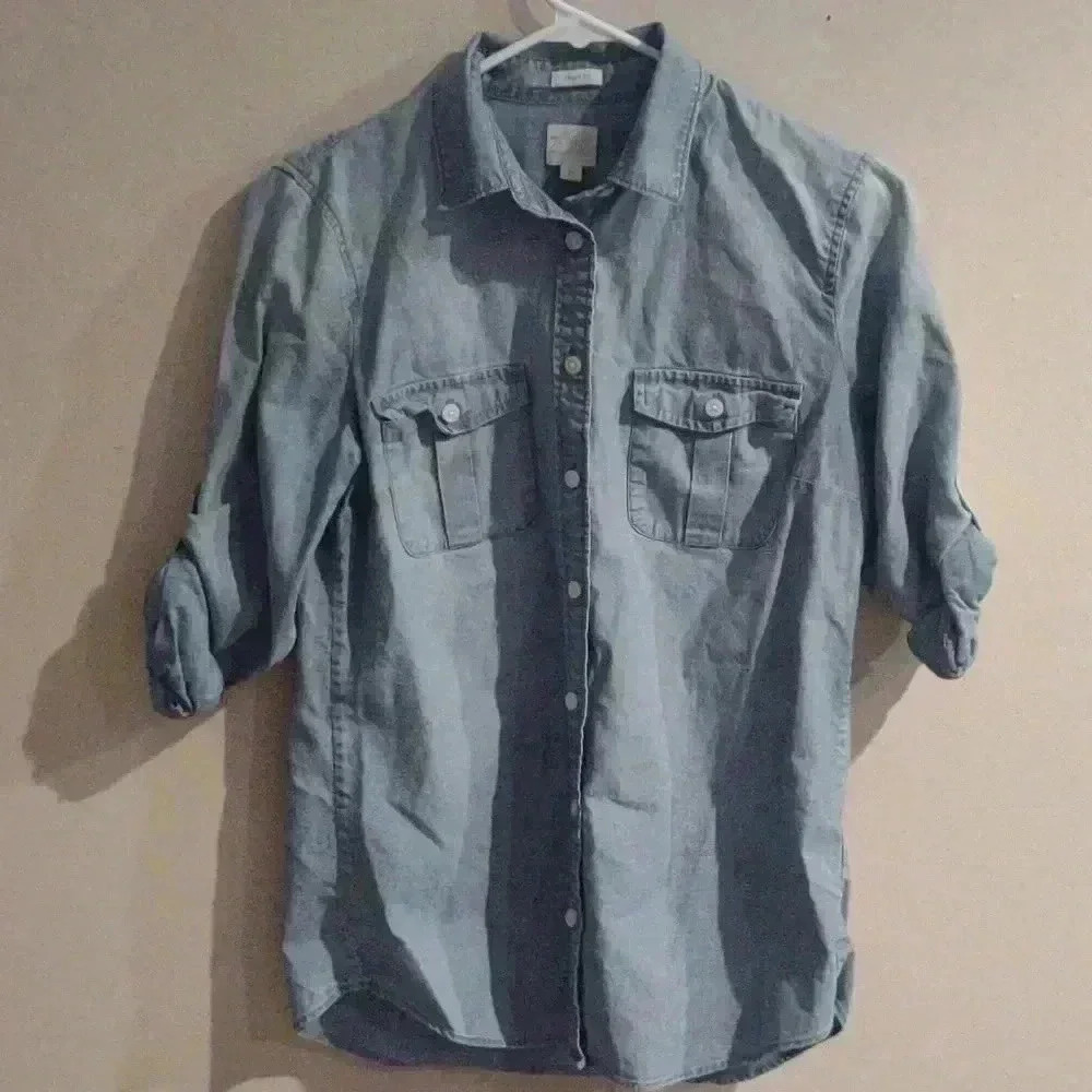 Women's light blue denim J Crew perfect fit‎ top size xsmall